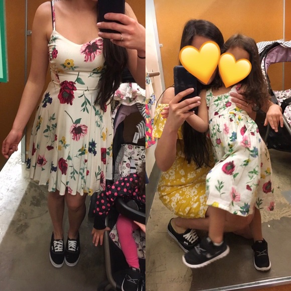 Floral Dress - Picture 6 of 7